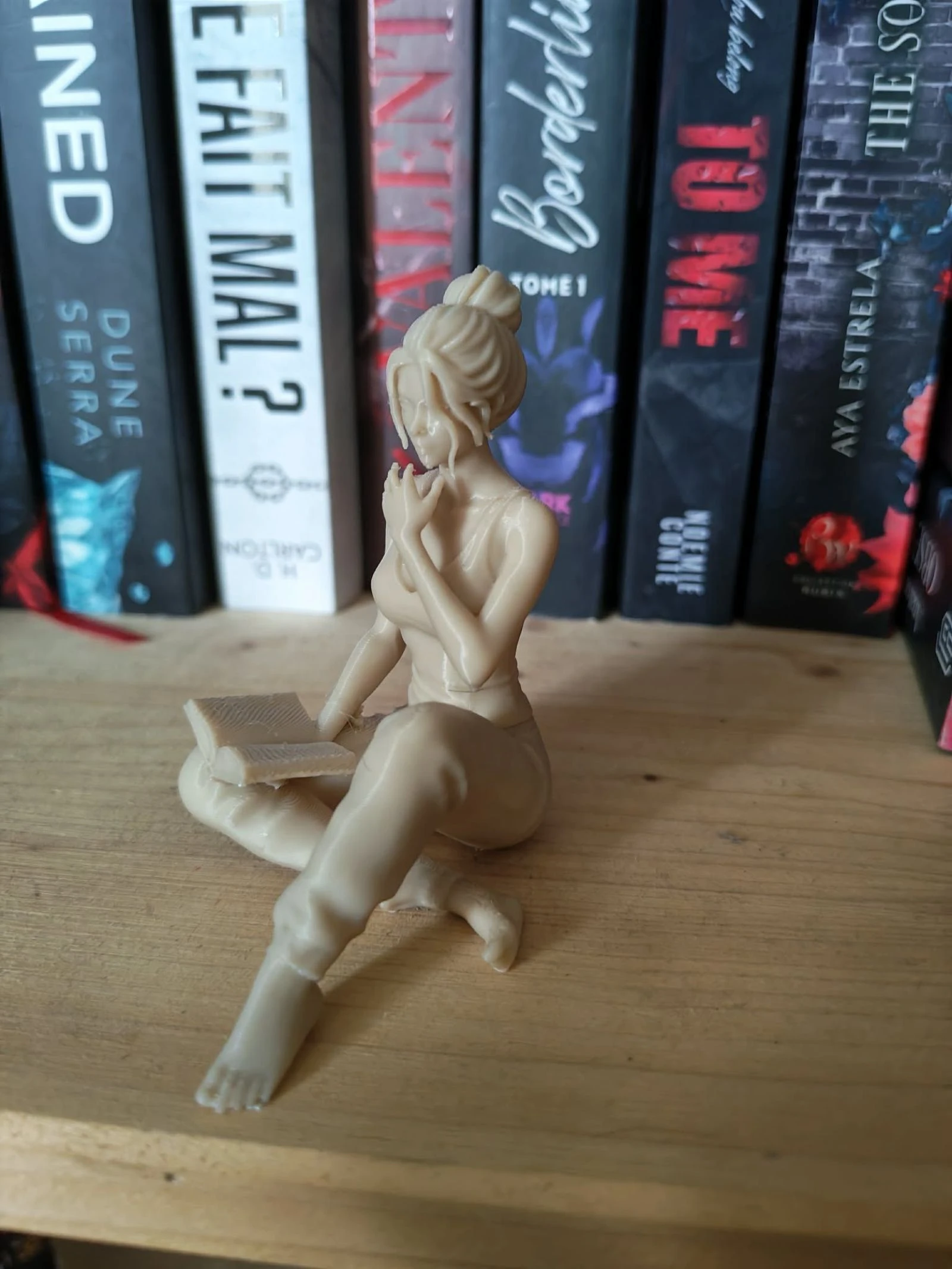 Reader decoration – photo 3
